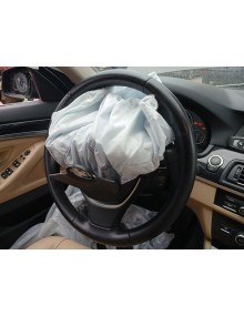 Recambio de volante para bmw 5 (f10) 520 d referencia OEM IAM   