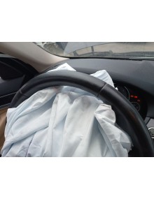 Recambio de volante para bmw 5 (f10) 520 d referencia OEM IAM    2