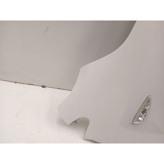 Recambio de aleta delantera derecha para hyundai ix35 1.7 crdi cat referencia OEM IAM   