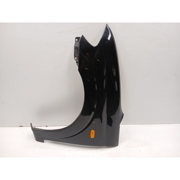 Recambio de aleta delantera izquierda para ssangyong rodius i 2.7 xdi referencia OEM IAM   