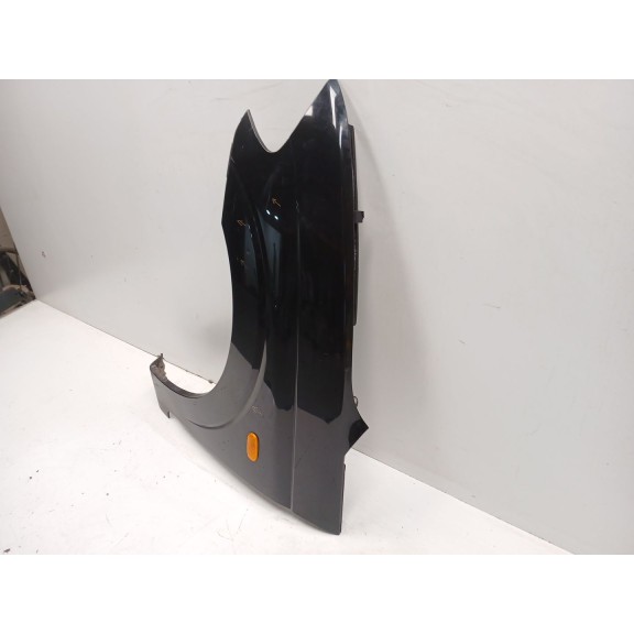 Recambio de aleta delantera izquierda para ssangyong rodius i 2.7 xdi referencia OEM IAM   