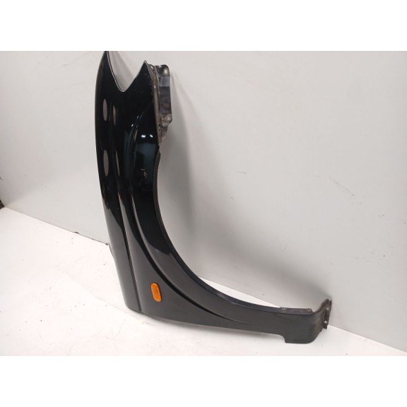 Recambio de aleta delantera derecha para ssangyong rodius i 2.7 xdi referencia OEM IAM   