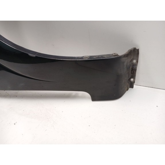 Recambio de aleta delantera derecha para ssangyong rodius i 2.7 xdi referencia OEM IAM   