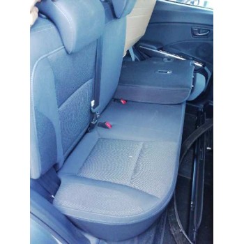 Recambio de asientos traseros para ssangyong tivoli referencia OEM IAM   