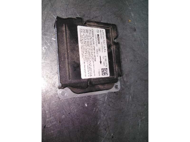 Recambio de centralita airbag para fiat doblo 1.3 16v jtd cat referencia OEM IAM 51881770 0285010857 