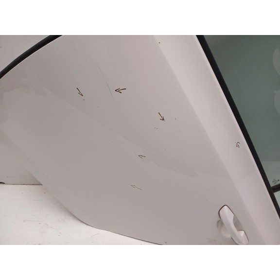 Recambio de puerta trasera izquierda para volkswagen golf vi (5k1) 1.6 tdi referencia OEM IAM 5K6833055K  