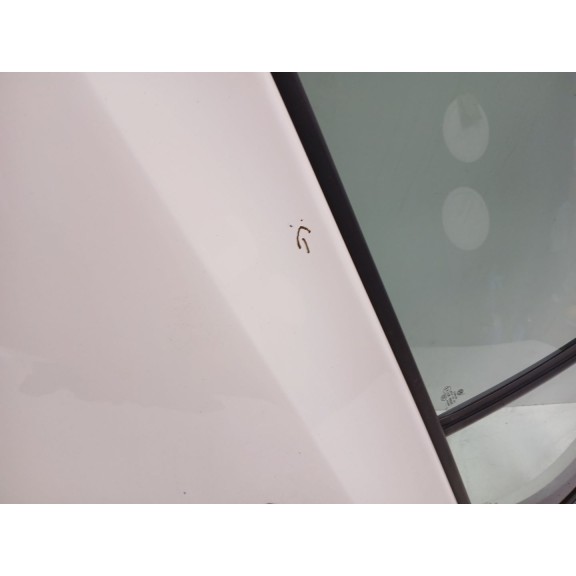 Recambio de puerta trasera izquierda para volkswagen golf vi (5k1) 1.6 tdi referencia OEM IAM 5K6833055K  