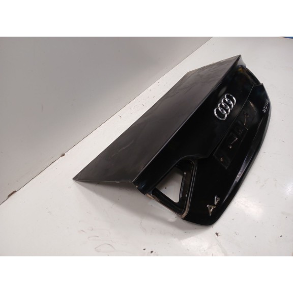 Recambio de tapa maletero para audi a4 b8 (8k2) 2.0 tdi referencia OEM IAM 8K5827023AE  