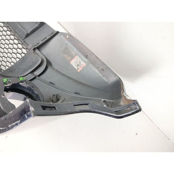 Recambio de paragolpes delantero para land rover freelander (lr2) referencia OEM IAM BH528A133  