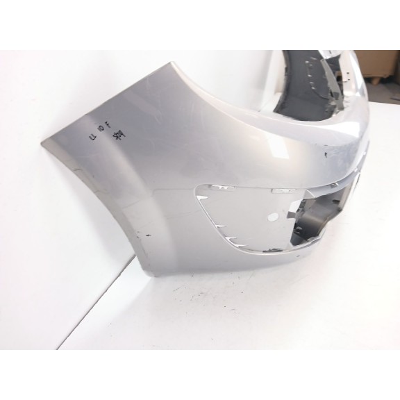 Recambio de paragolpes delantero para renault scenic ii referencia OEM IAM 8200139528  