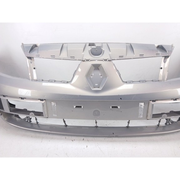 Recambio de paragolpes delantero para renault scenic ii referencia OEM IAM 8200139528  