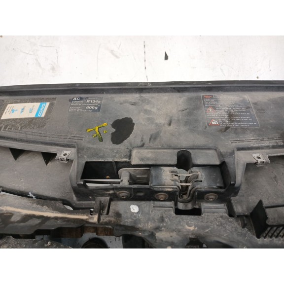 Recambio de panel frontal para volkswagen passat b6 (3c2) 1.9 tdi referencia OEM IAM 3C0805588H 3C0805594D 