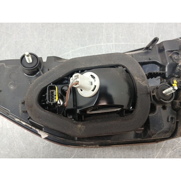 Recambio de piloto trasero izquierdo interior para renault talisman (lp_) 1.6 dci 160 referencia OEM IAM   