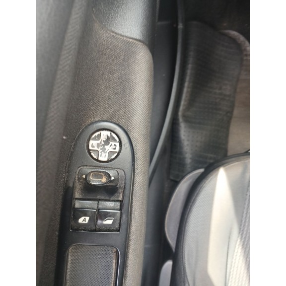 Recambio de retrovisor derecho para peugeot 207/207+ (wa_, wc_) 1.4 hdi referencia OEM IAM   