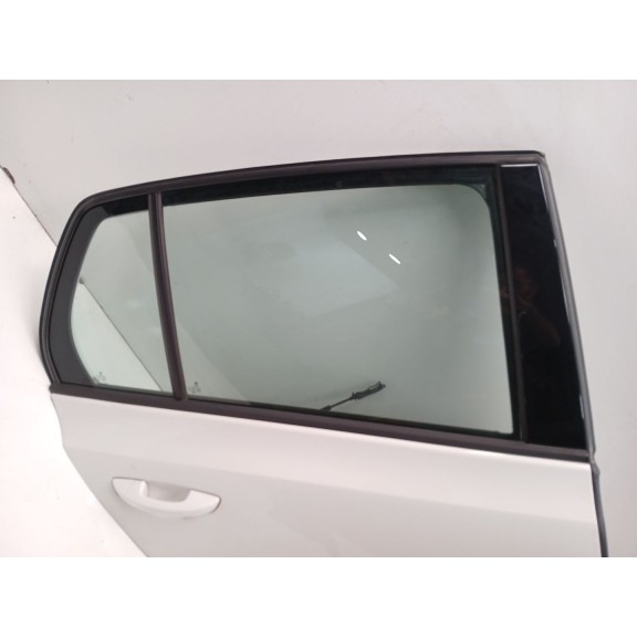 Recambio de puerta trasera derecha para volkswagen golf vi (5k1) 1.6 tdi referencia OEM IAM 5K6833056K  