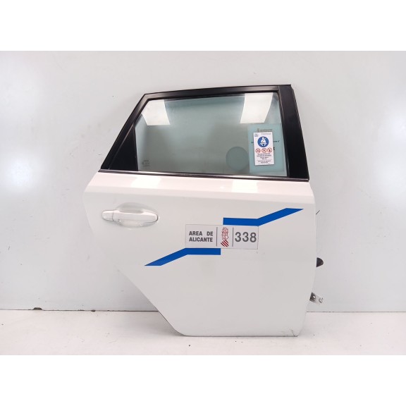 Recambio de puerta trasera derecha para toyota auris (_e18_) 1.8 hybrid (zwe186_) referencia OEM IAM 6700302380  6711302180