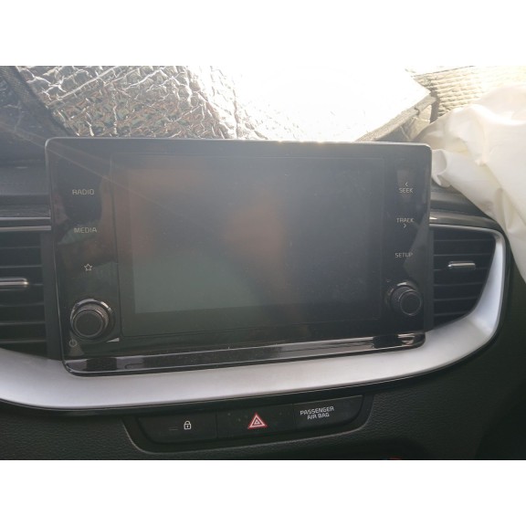 Recambio de pantalla multifuncion para kia xceed (cd) 1.6 gdi hybrid referencia OEM IAM   