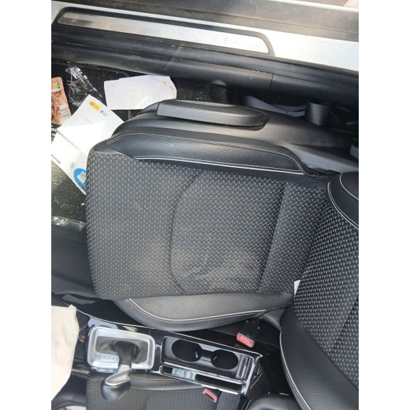 Recambio de asiento delantero derecho para kia xceed (cd) 1.6 gdi hybrid referencia OEM IAM   