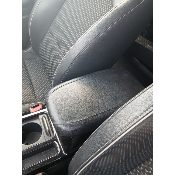 Recambio de apoyabrazos central para kia xceed (cd) 1.6 gdi hybrid referencia OEM IAM   