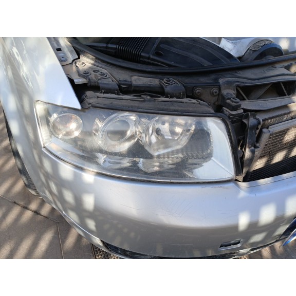 Recambio de faro derecho para audi a4 b6 (8e2) 2.0 referencia OEM IAM   