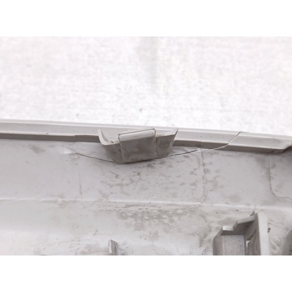 Recambio de luz interior para toyota proace verso referencia OEM IAM 96887290bj01 9825205380 9817291177