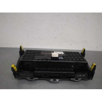Recambio de mando climatizador para toyota auris 1.6 16v cat referencia OEM IAM 5590002220B  