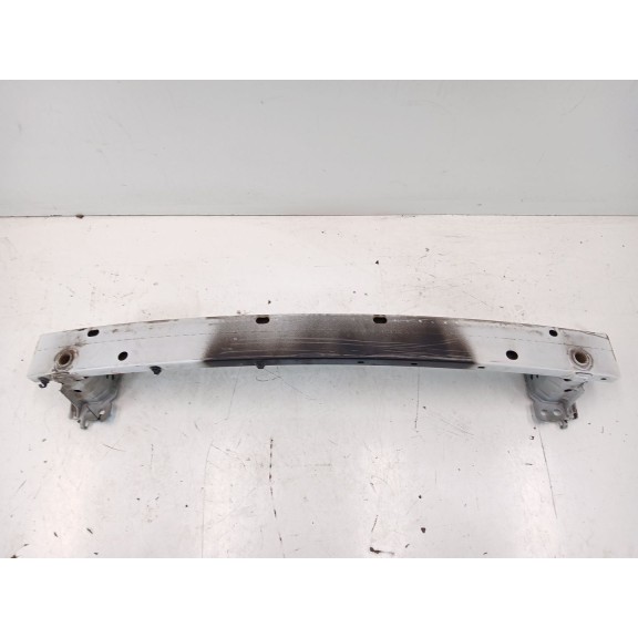 Recambio de refuerzo paragolpes delantero para toyota auris (_e18_) 1.8 hybrid (zwe186_) referencia OEM IAM 52C2102230  