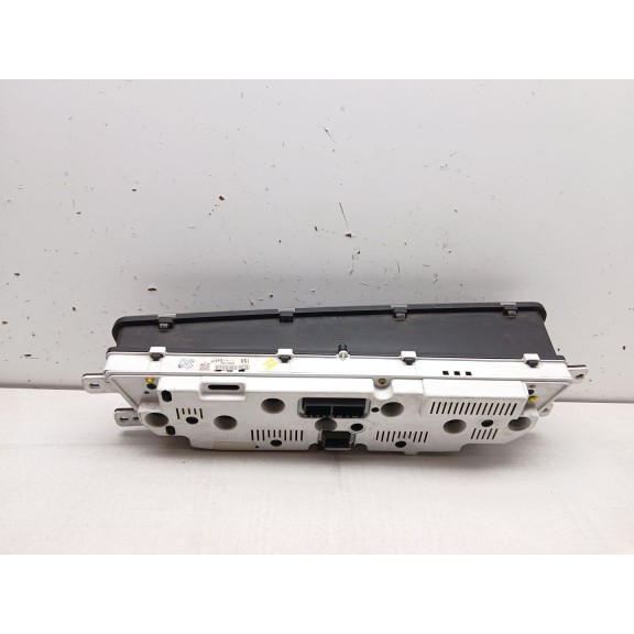 Recambio de cuadro instrumentos para ssangyong rodius i 2.7 xdi referencia OEM IAM 8020021100  