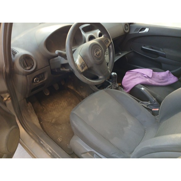 opel corsa d (s07) del año 2012