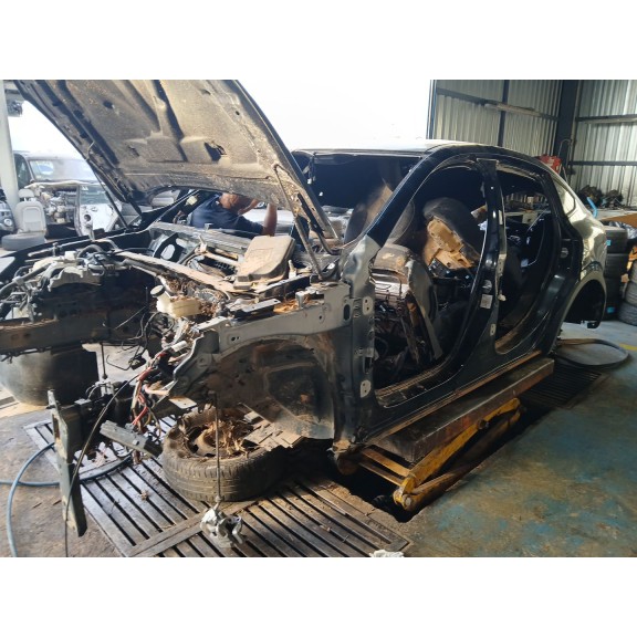 Recambio de carroceria para renault arkana i (lcm_, ldn_) 1.3 tce 140 (ldn0) referencia OEM IAM   