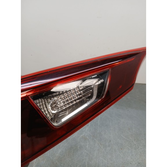 Recambio de piloto trasero izquierdo interior para mazda 3 sedán (bm_, bn_) 2.2 d referencia OEM IAM   