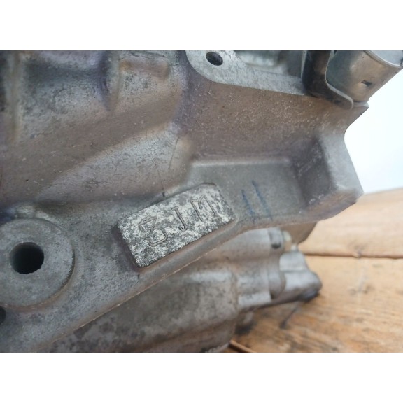 Recambio de caja cambios para toyota auris (_e18_) 1.8 hybrid (zwe186_) referencia OEM IAM 3JM  