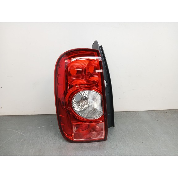 Recambio de piloto trasero izquierdo para dacia duster 1.5 dci diesel cat referencia OEM IAM 265550035r  