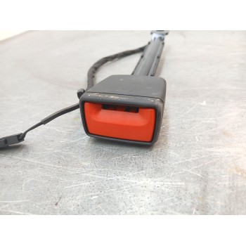 Recambio de enganche cinturon para volkswagen tiguan referencia OEM IAM 5NA857755  