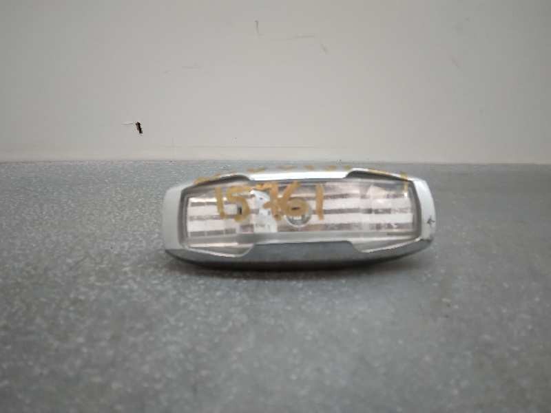 Recambio de luz interior para ssangyong tivoli referencia OEM IAM  DELANTERA DERECHA 