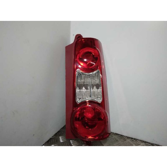 Recambio de piloto trasero derecho para citroën berlingo station wagon referencia OEM IAM 6351FJ  16223734