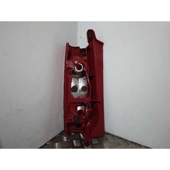 Recambio de piloto trasero derecho para citroën berlingo station wagon referencia OEM IAM 6351FJ  16223734