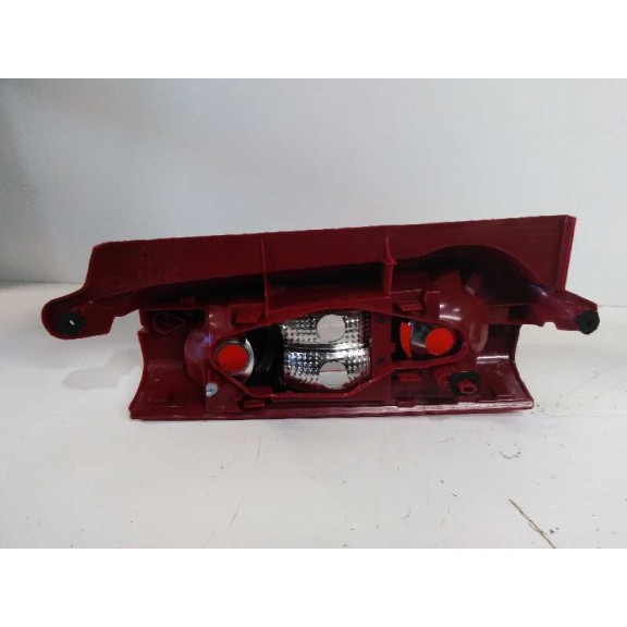 Recambio de piloto trasero derecho para citroën berlingo station wagon referencia OEM IAM 6351FJ  16223734