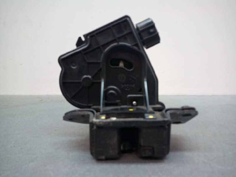 Recambio de cerradura maletero / porton para toyota avensis touring sports advance referencia OEM IAM   3 PINS