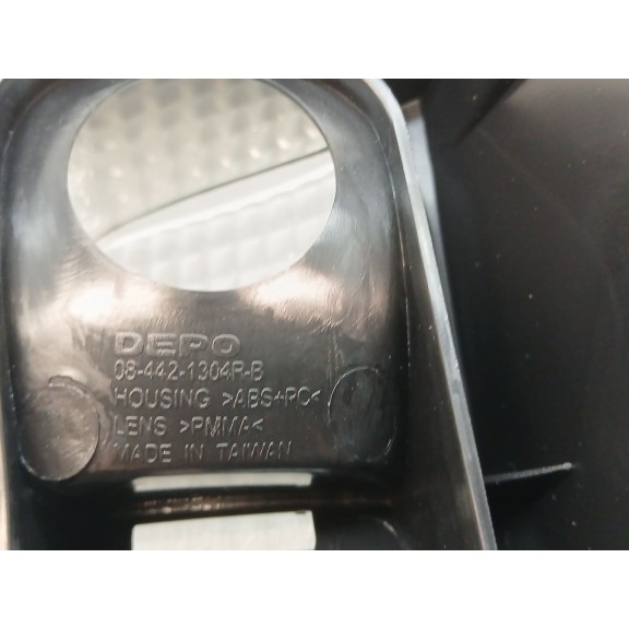 Recambio de faro antiniebla trasero derecho para opel vivaro referencia OEM IAM 2654000Q0A 8200968063 44193130