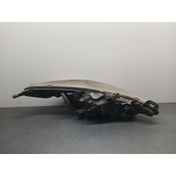 Recambio de faro derecho para peugeot 207 sw (wk_) 1.6 hdi referencia OEM IAM   620695