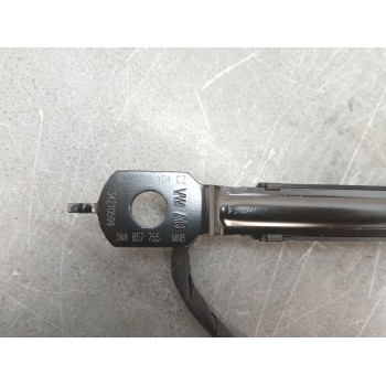 Recambio de enganche cinturon para volkswagen tiguan referencia OEM IAM 5NA857755  