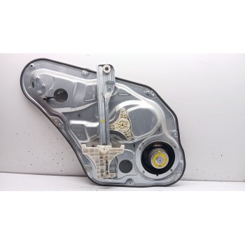 Recambio de elevalunas trasero derecho para kia sorento ii (xm) 2.2 crdi referencia OEM IAM 834022P000  