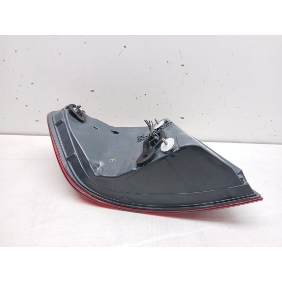 Recambio de piloto trasero derecho para bmw 5 (f10) 520 d referencia OEM IAM 18408002  