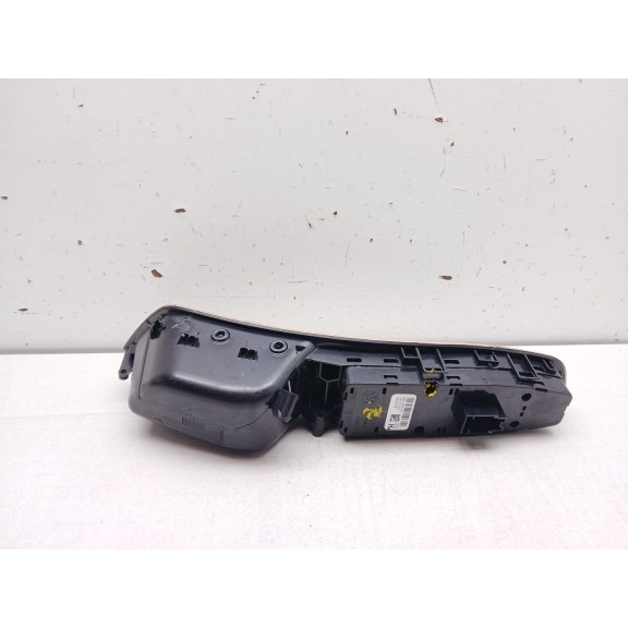 Recambio de mando elevalunas delantero izquierdo para bmw 5 (f10) 520 d referencia OEM IAM 924195501  