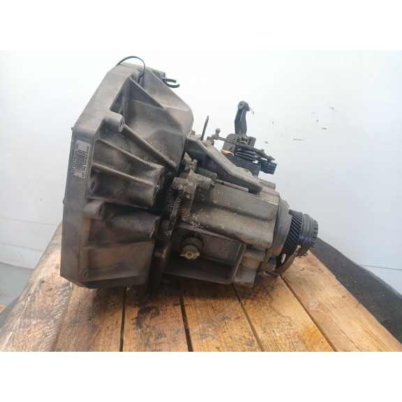 Recambio de caja casco para renault kangoo (kc0/1_) 1.5 dci referencia OEM IAM JR5301  