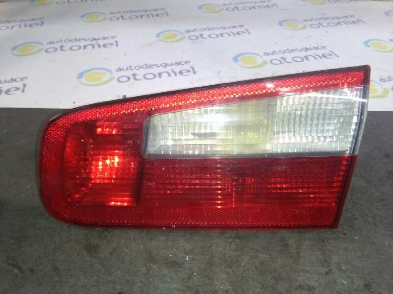 Recambio de piloto trasero derecho para renault laguna ii (bg0) expression referencia OEM IAM   