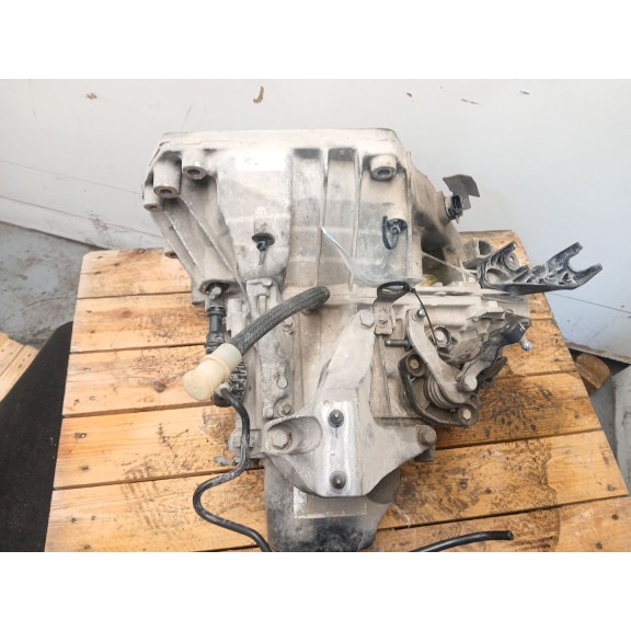 Recambio de caja cambios para dacia sandero ii tce 90 (b8m1, b8ma) referencia OEM IAM JH3336  