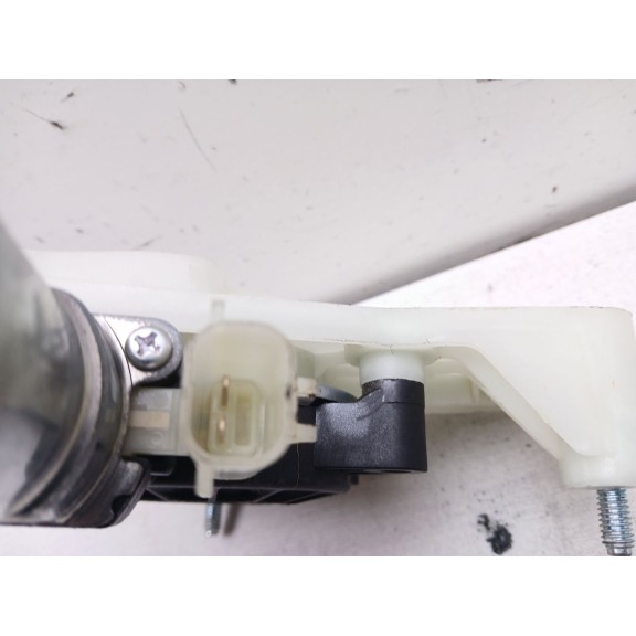 Recambio de elevalunas delantero derecho para omoda 5 referencia OEM IAM 554000967aa  