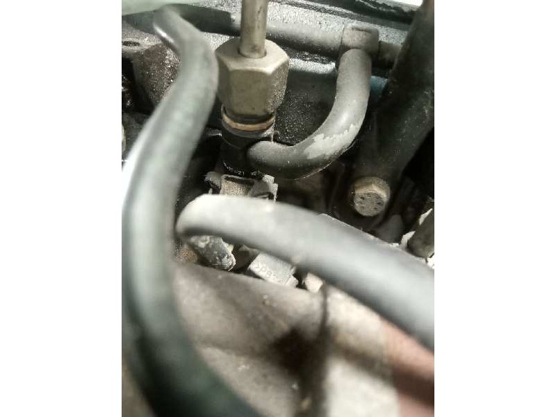 Recambio de inyector para renault kangoo (f/kc0) alize referencia OEM IAM 5849FC21  